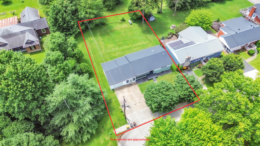 Listing Image 4