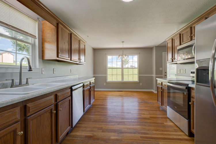 Listing Image 13