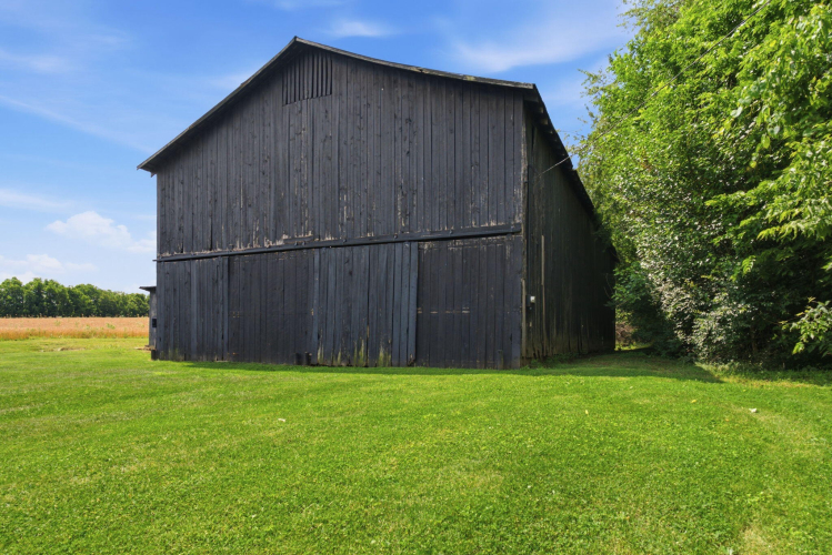 Listing Image 67