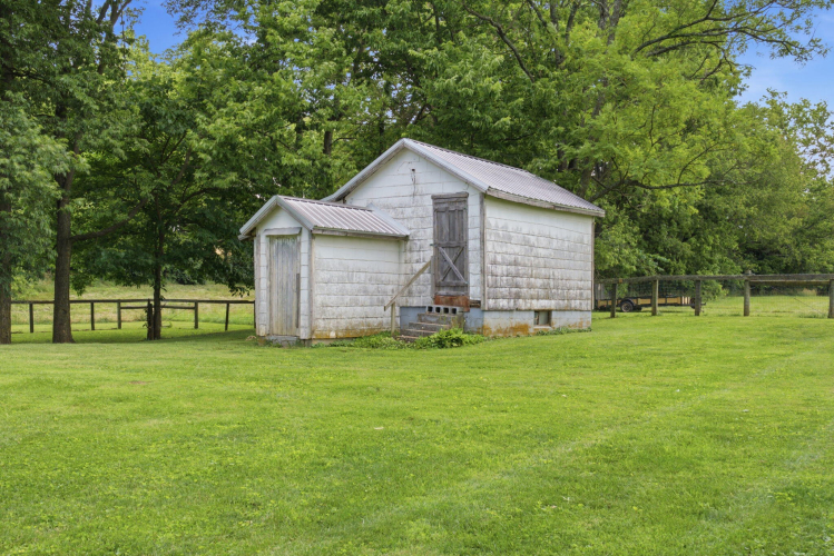 Listing Image 71