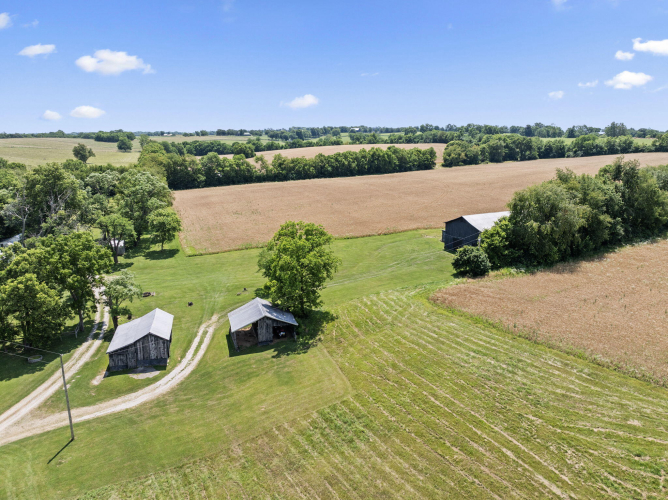 Listing Image 82