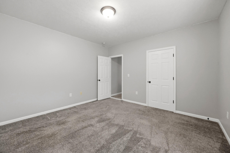 Listing Image 42