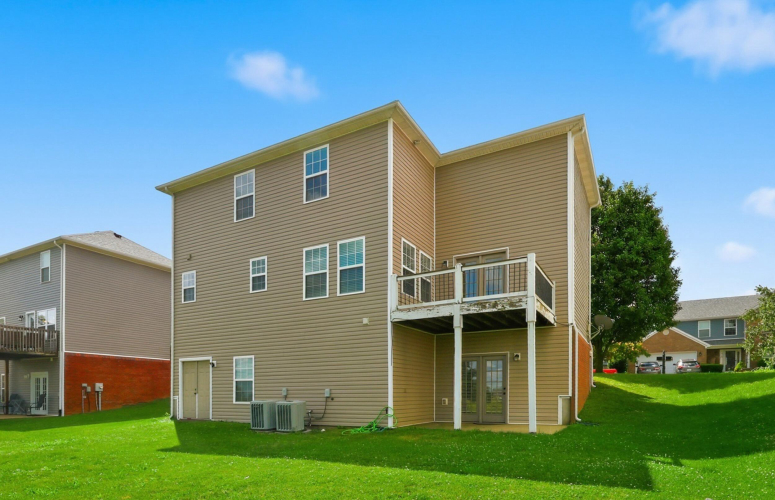 Listing Image 50