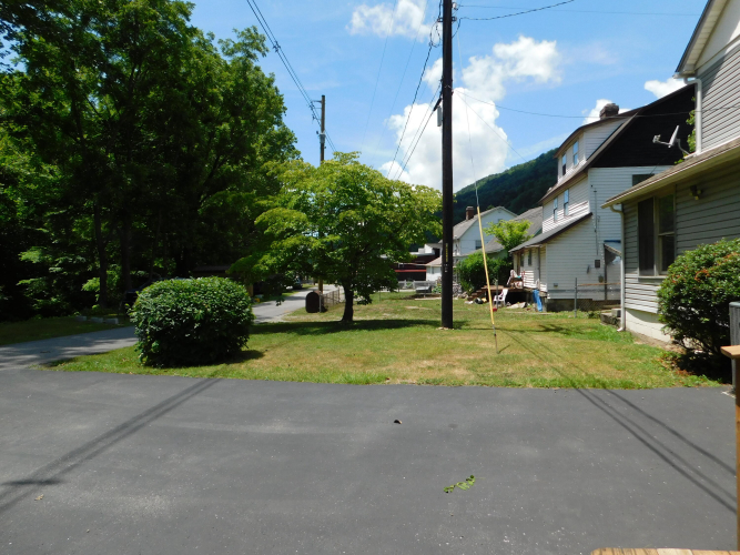Listing Image 104