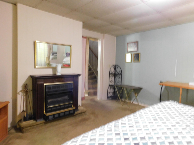Listing Image 44