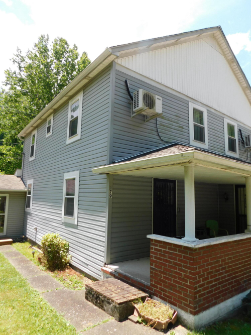 Listing Image 79