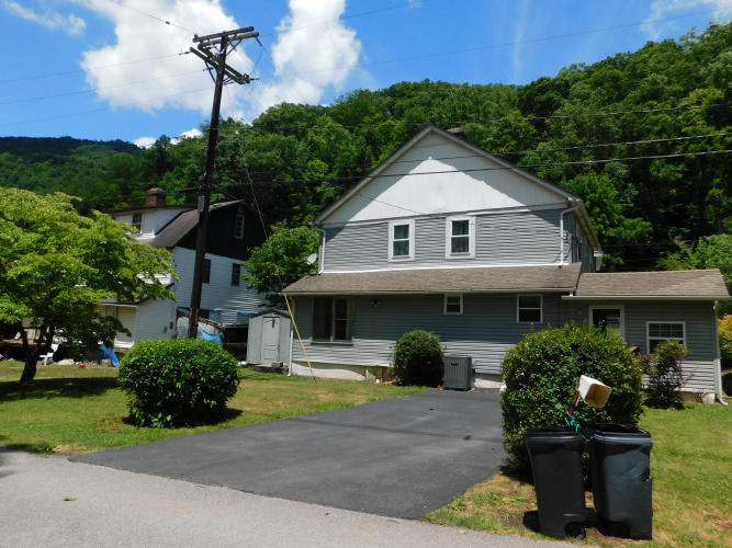 Listing Image 98