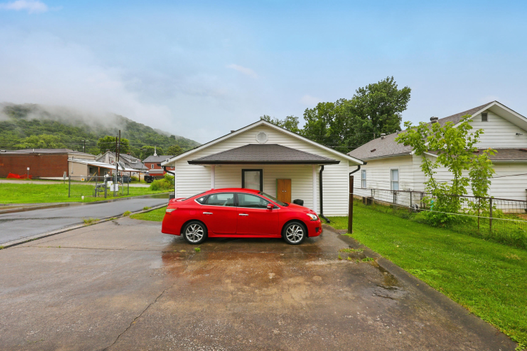 Listing Image 21