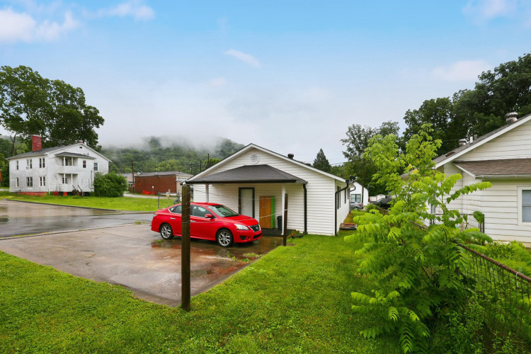 Listing Image 22