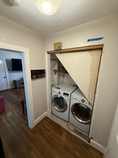 Listing Image 18
