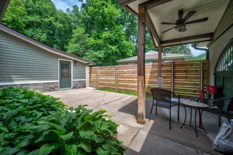 Listing Image 56