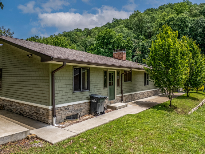 Listing Image 71