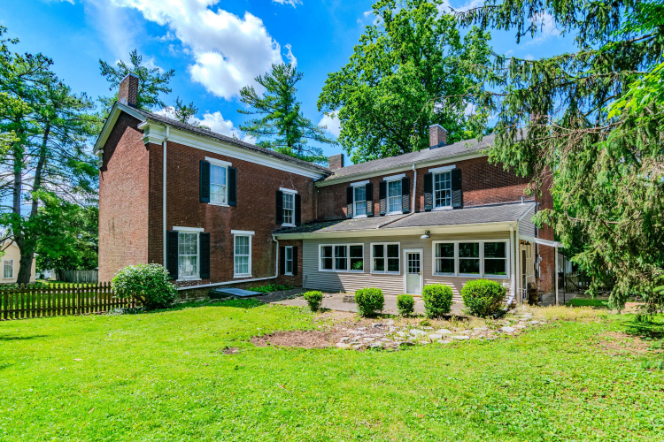 Listing Image 9