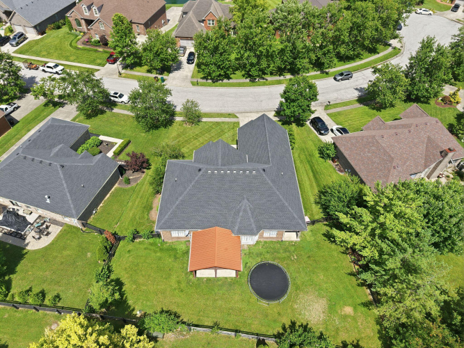Listing Image 52