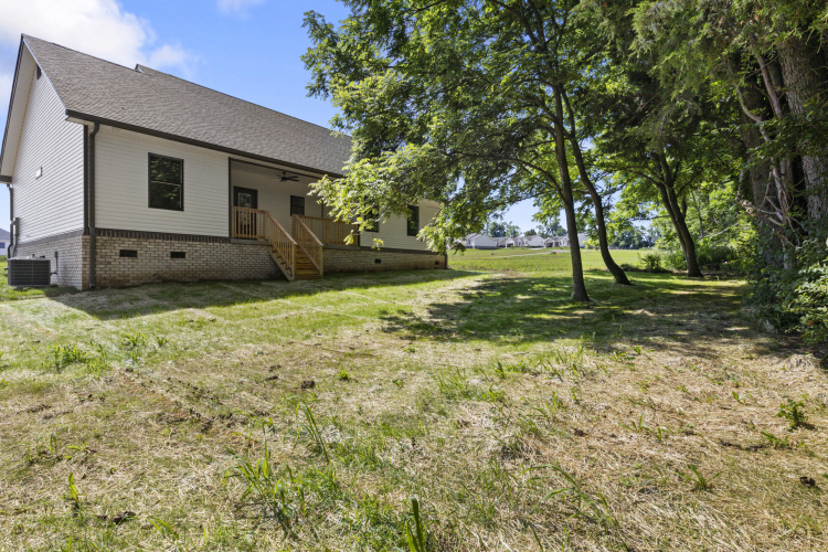 Listing Image 42