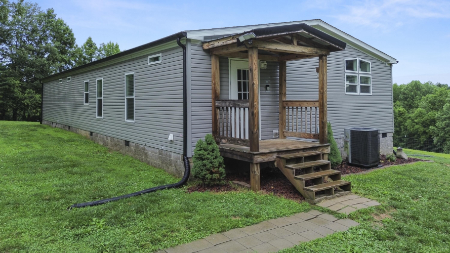 Listing Image 46