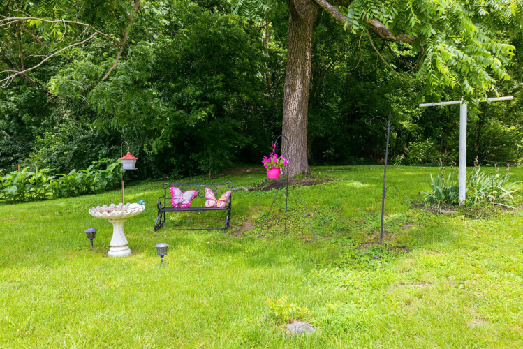 Listing Image 40