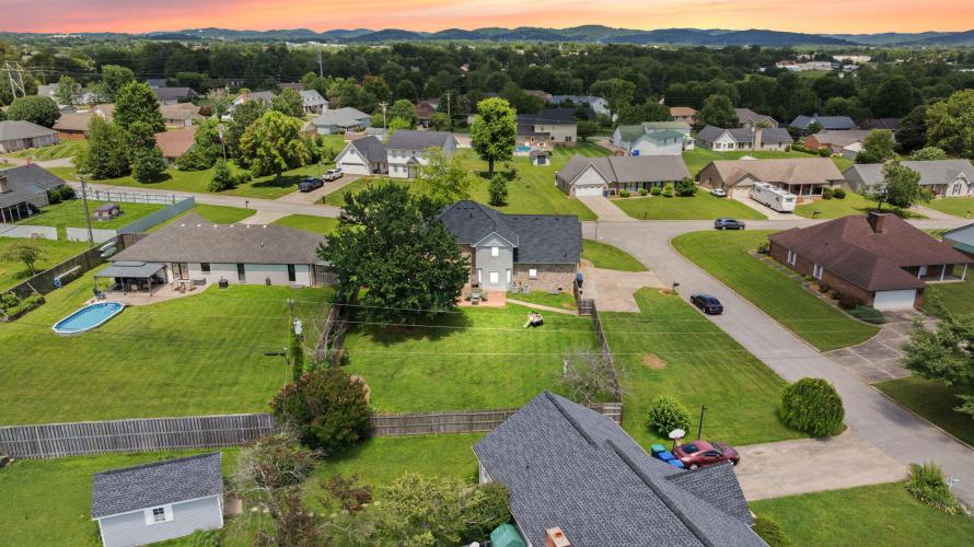 Listing Image 63