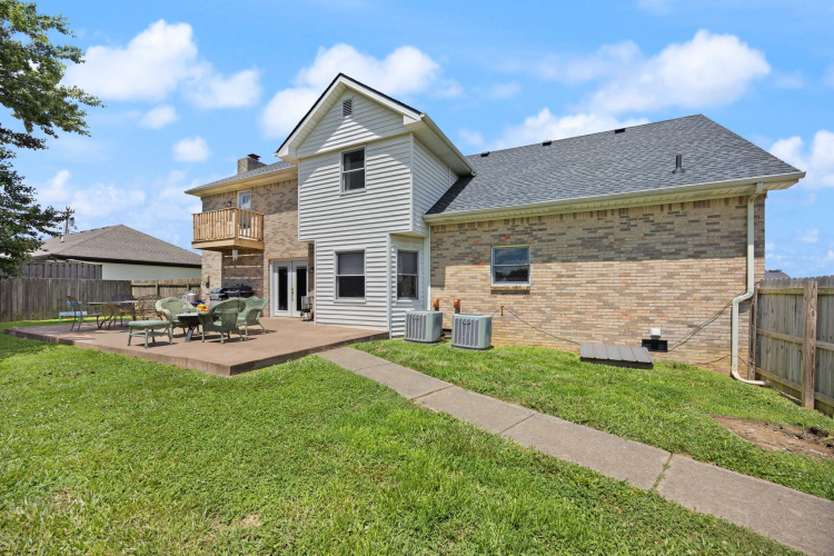 Listing Image 8