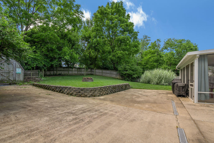 Listing Image 44