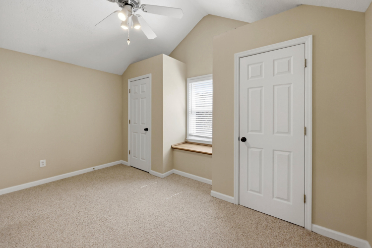 Listing Image 24