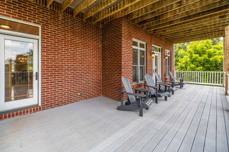 Listing Image 82
