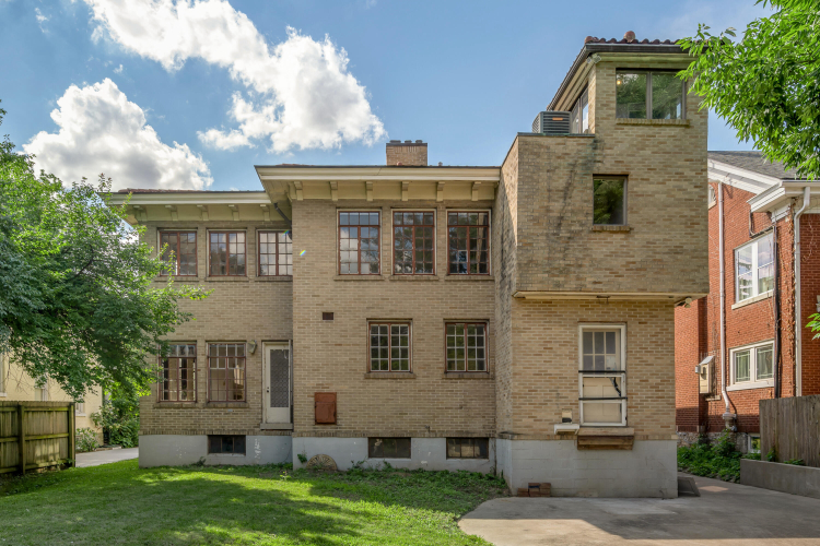Listing Image 22