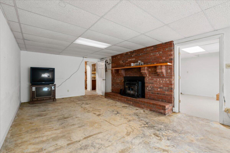 Listing Image 41