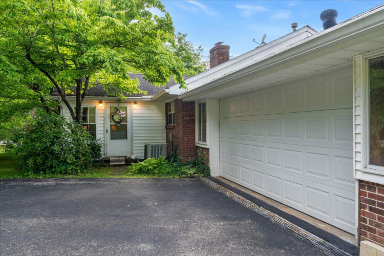 Listing Image 53