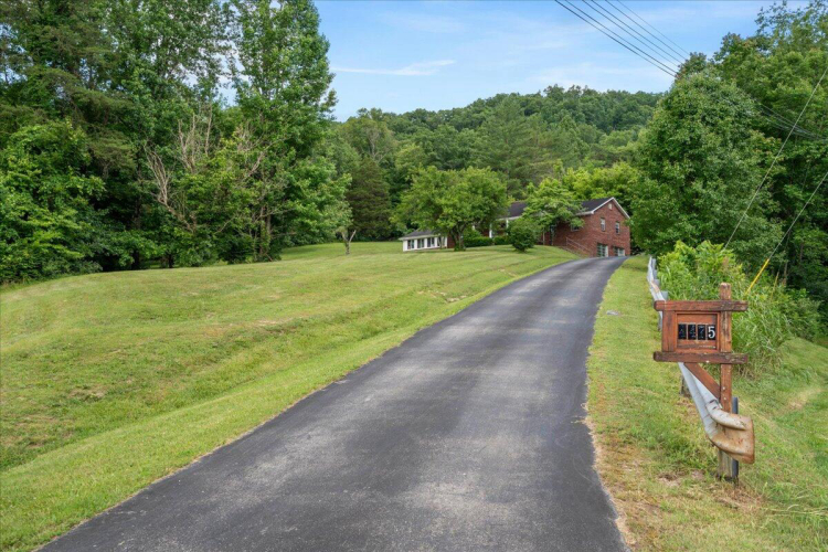 Listing Image 63