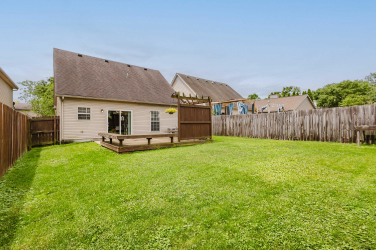Listing Image 19