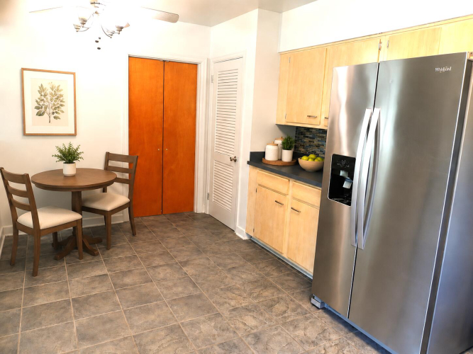 Listing Image 13