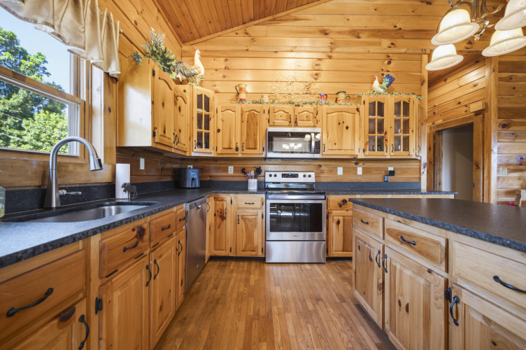 Listing Image 19