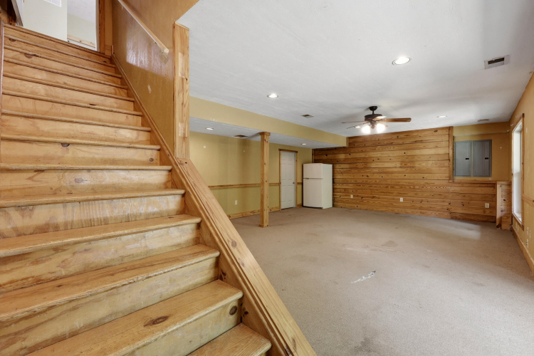 Listing Image 34