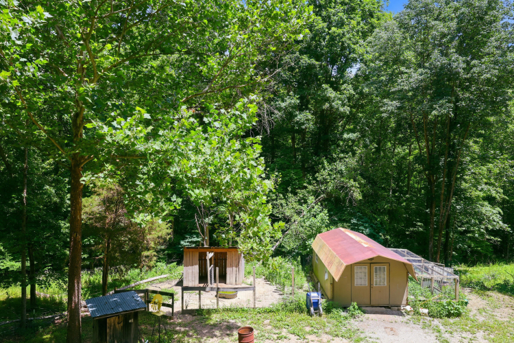 Listing Image 10