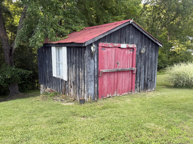 Listing Image 7