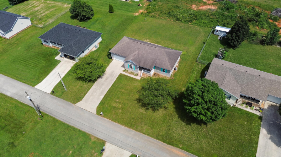Listing Image 6