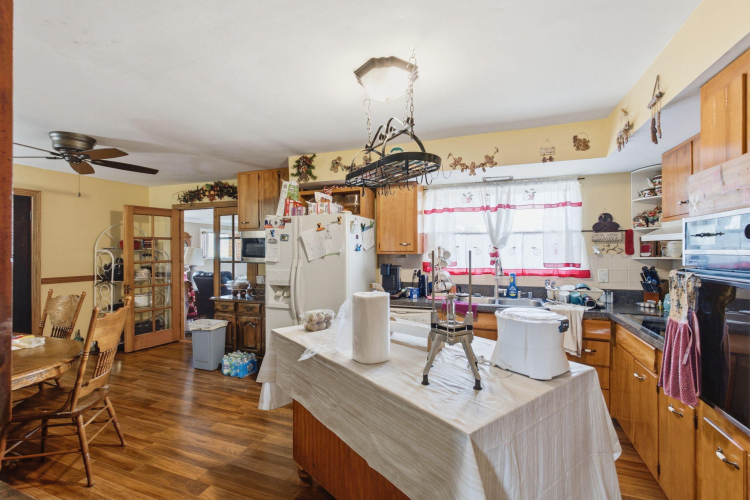 Listing Image 18