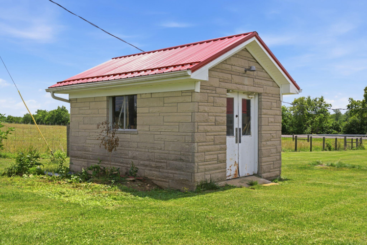 Listing Image 30