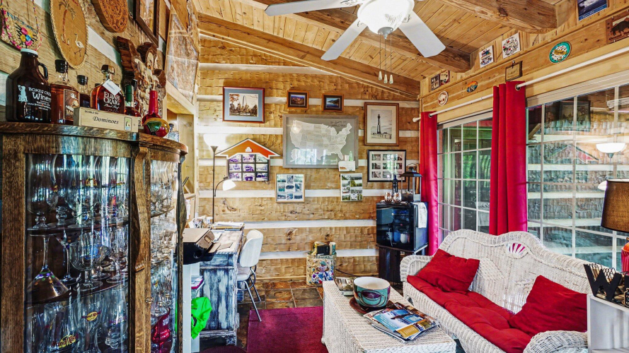 Listing Image 21