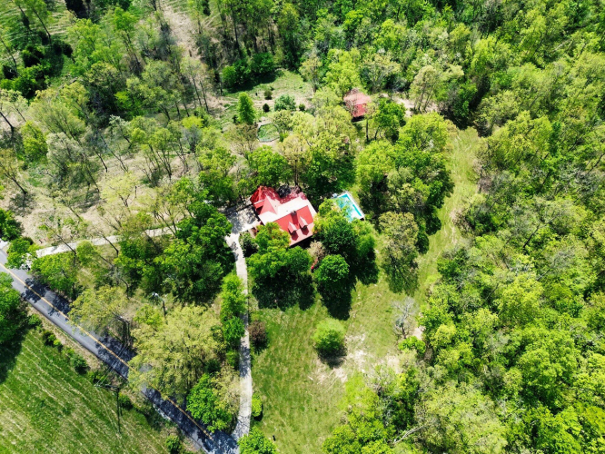 Listing Image 38
