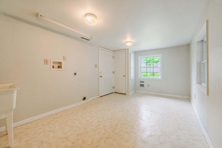 Listing Image 33