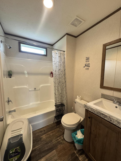 Listing Image 21