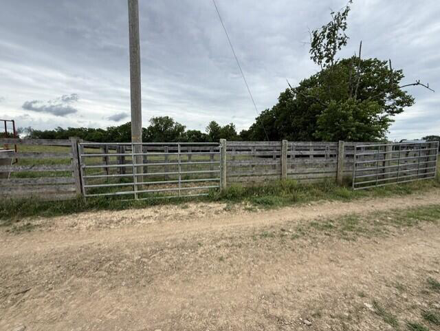 Listing Image 17