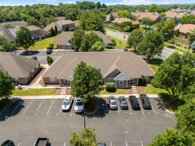 Listing Image 82