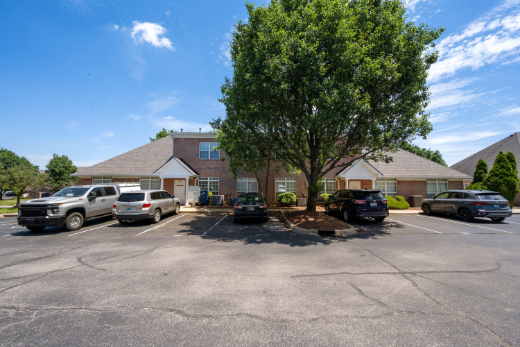 Listing Image 86