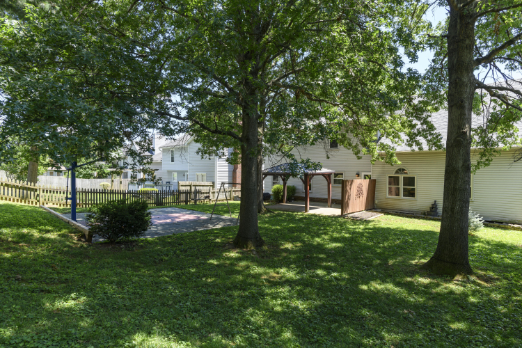 Listing Image 33