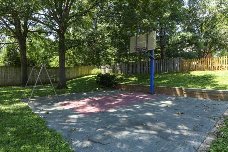 Listing Image 45