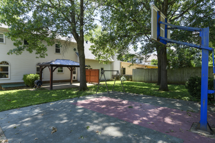 Listing Image 48