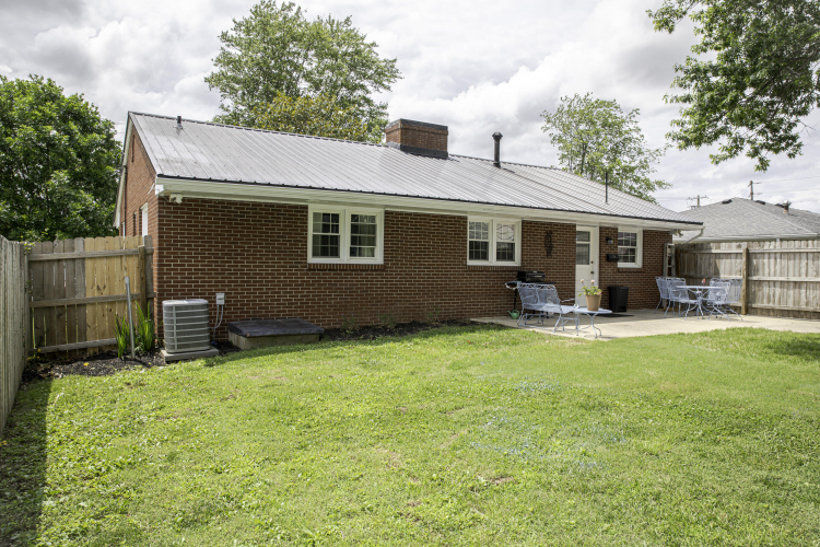 Listing Image 18